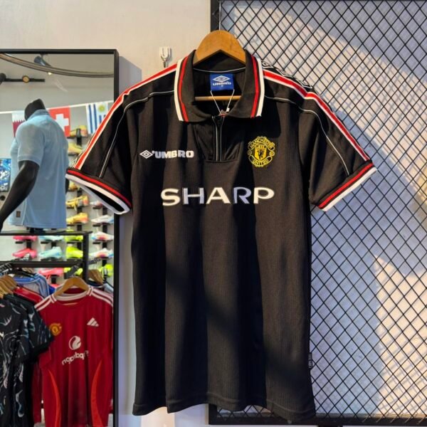 MANCHESTER UNITED 98-99 AWAY RETRO - Image 1
