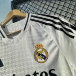 REAL MADRID 24-25 HOME KIT PLAYER EDITION - Image 3