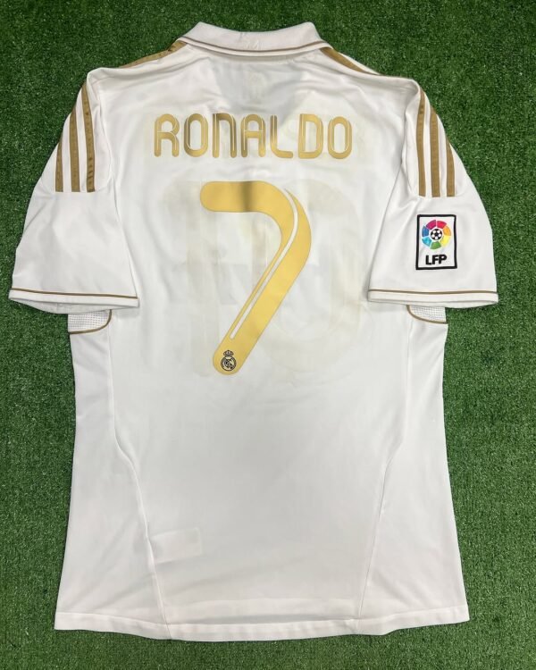 REAL MADRID 11-12 HOME RETRO - Image 2