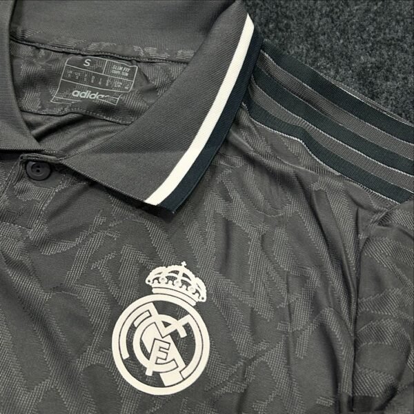 REAL MADRID 24-25 3RD KIT PLAYER EDITION - Image 3