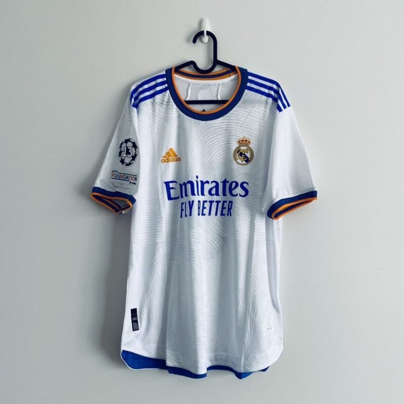 REAL MADRID 21-22 HOME KIT PLAYER EDITION