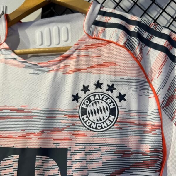 BAYERN MUNICH NEW SEASON (25-26) AWAY KIT PLAYER EDITION - Image 4