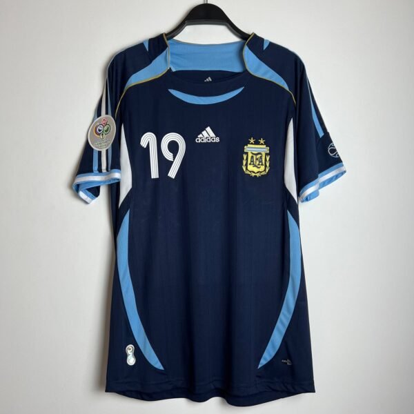 ARGENTINA 2006 AWAY KIT RETRO - Image 1